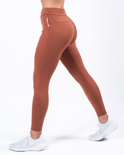 Alphalete 4-Way Stretch Jogger Bronze | 65072-HTUD