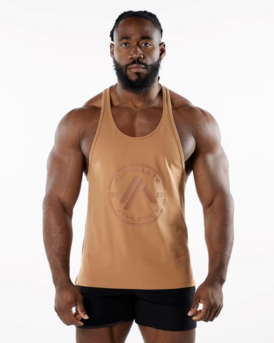 Alphalete Fitted Performance Stringer Rust | 60713-UFER