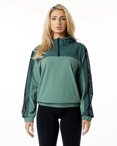 Alphalete Woven Performance Jacket Wild Sage | 97154-TPOH