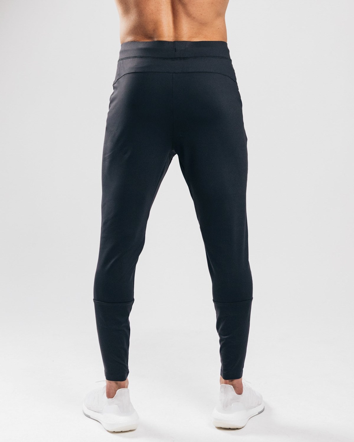 Alphalete 4-Way Stretch Jogger Czarne | 93725-ZPMB