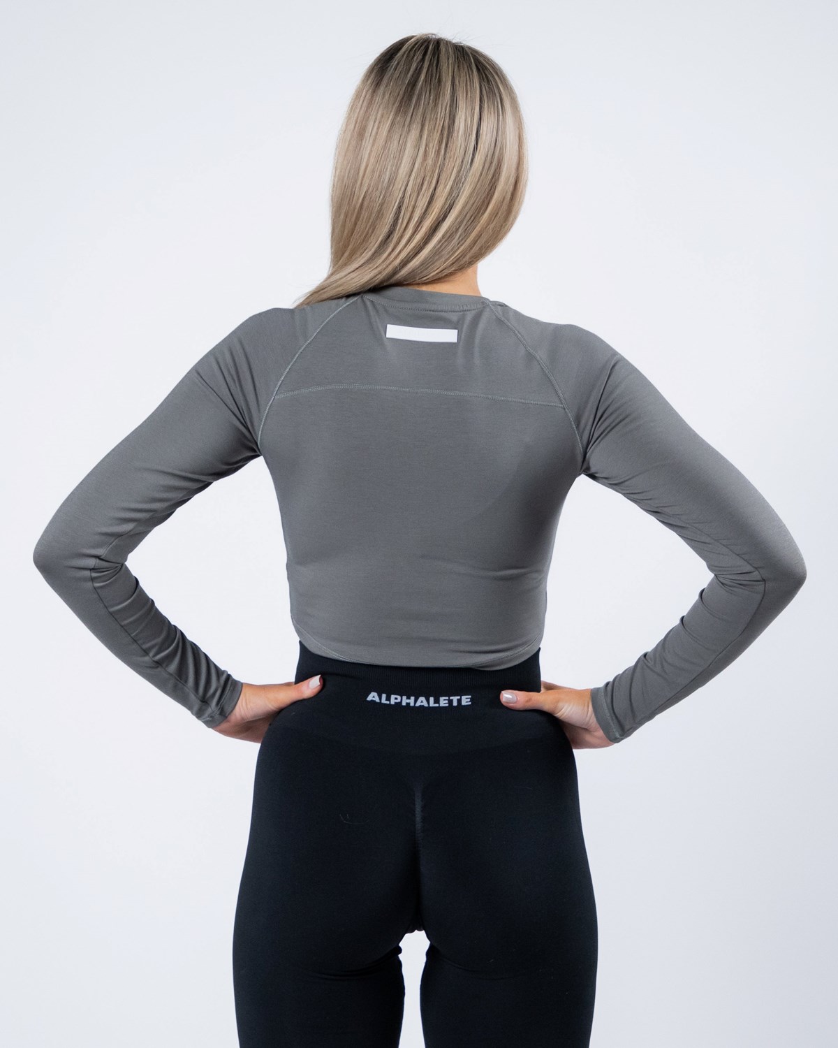 Alphalete Cropped Premium Long Sleeve Szare | 79325-GMUP