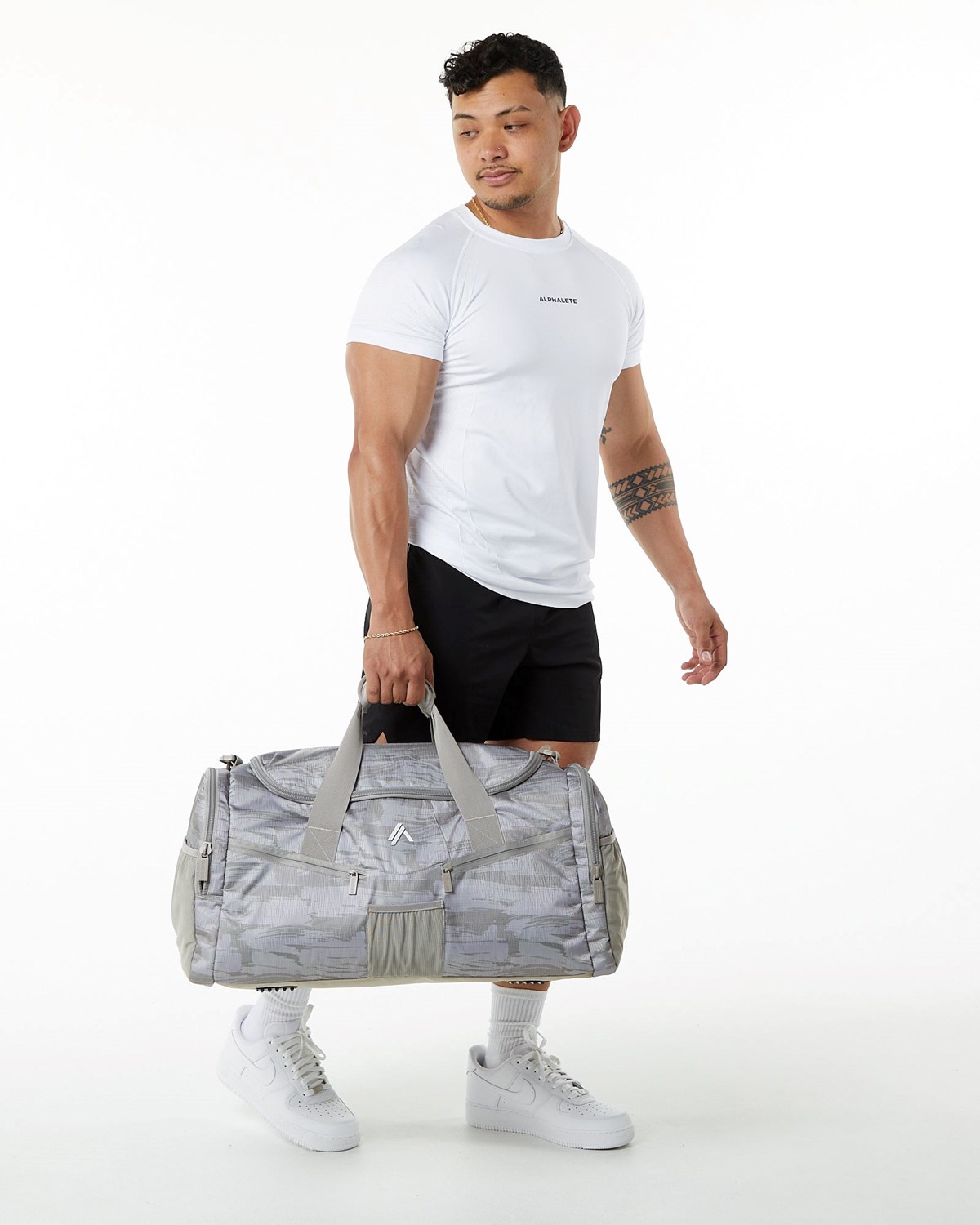 Alphalete Duffel Bag Camo | 23104-MKGJ