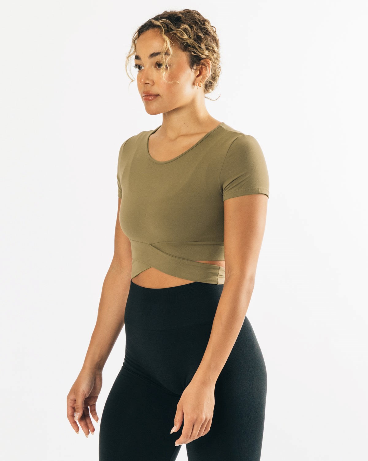 Alphalete Fitted Krótkie Sleeve Tie Top Oliwkowe | 42836-KYAO