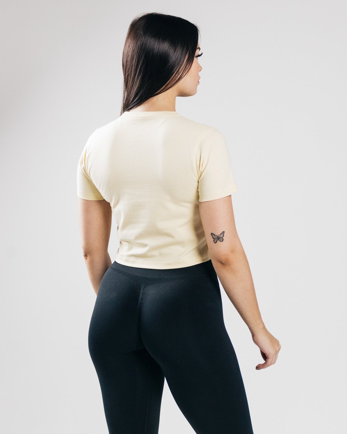 Alphalete Fitted Performance Crop Sea Salt | 42386-MHYZ