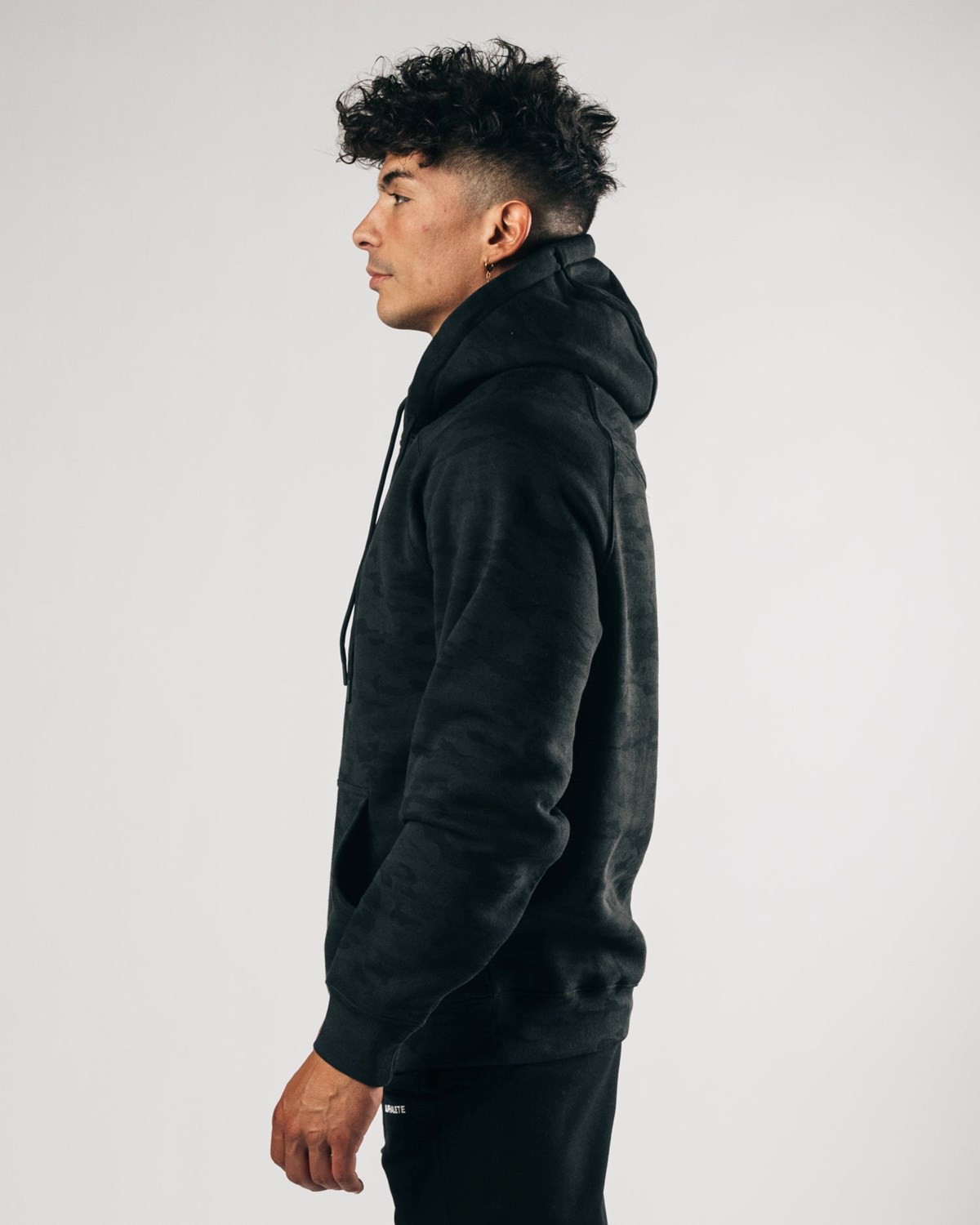 Alphalete Fitted Performance Hoodie Darkest Hour | 50426-VQKN