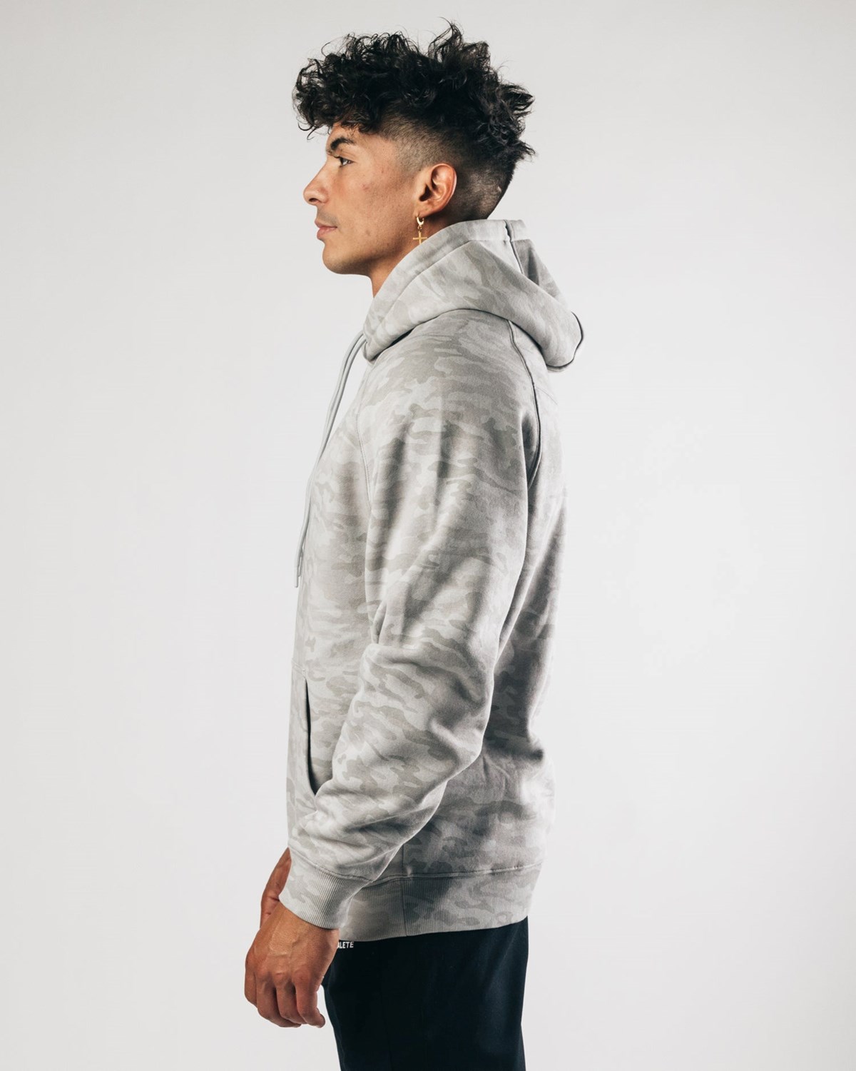 Alphalete Fitted Performance Hoodie Srebrne | 20648-OZSR