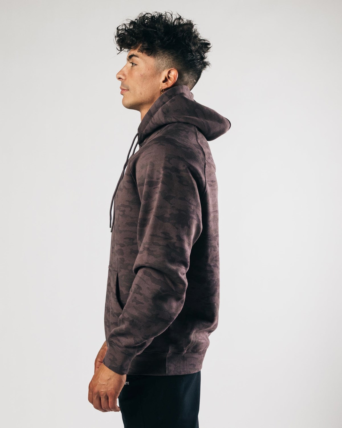 Alphalete Fitted Performance Hoodie Striker | 17853-DFNQ