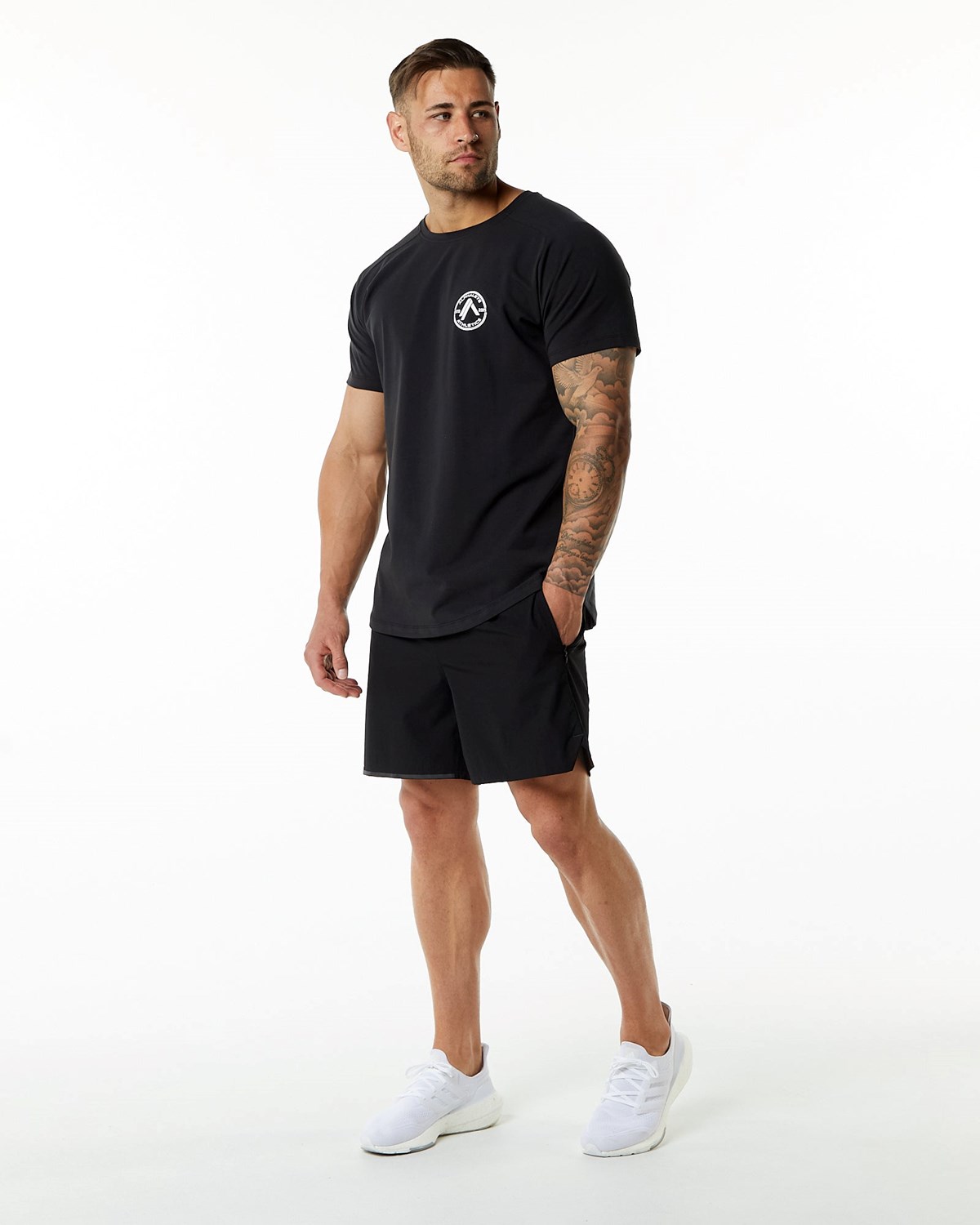 Alphalete Fitted Performance Krótkie Sleeve Czarne | 03756-TJNE