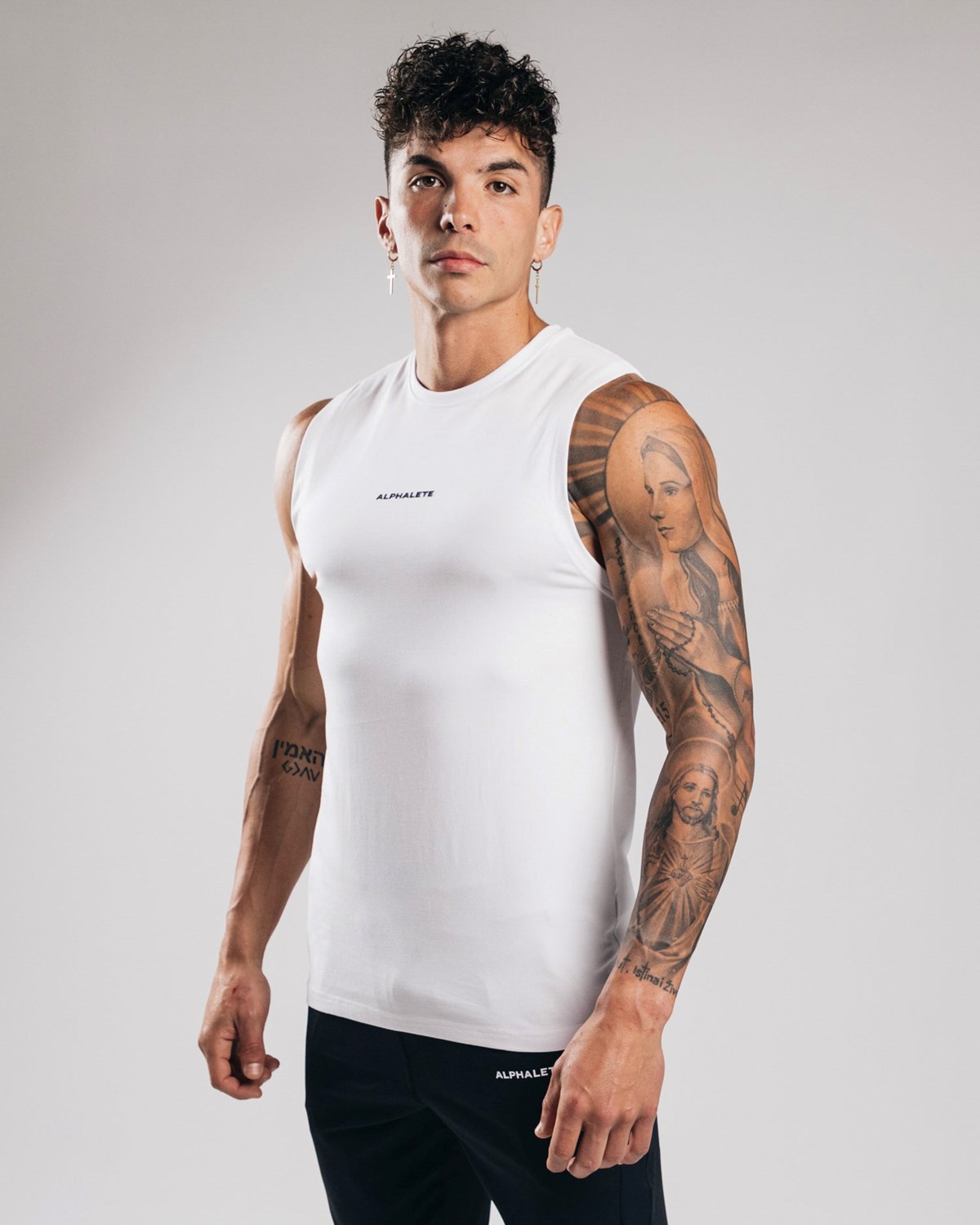 Alphalete Fitted Performance Tank Białe | 94632-IYPR