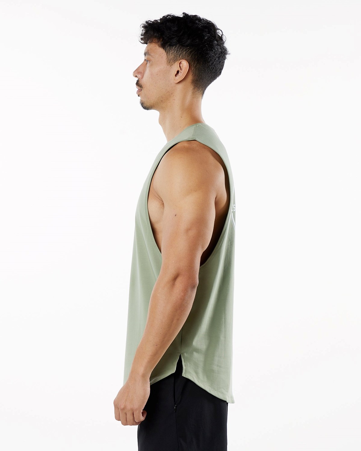 Alphalete Fitted Performance Tank Sage | 37984-GSRX