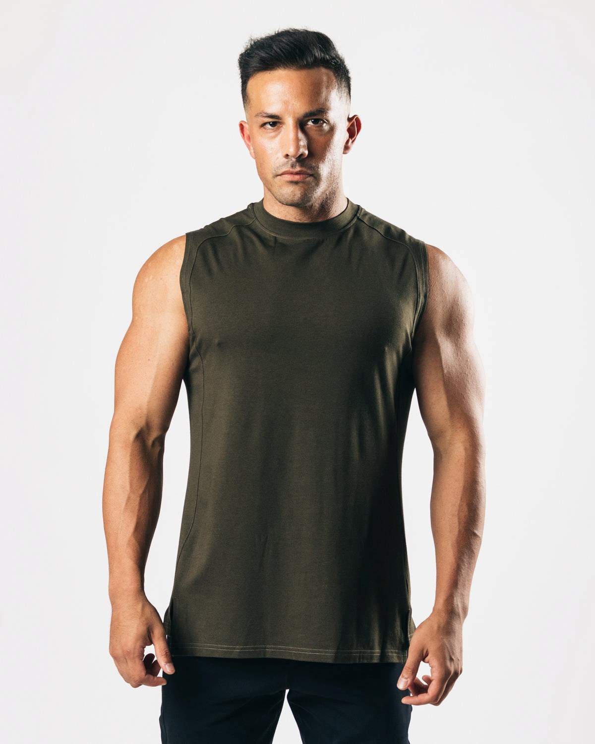 Alphalete High-Neck Premium Cutoff Espresso | 84960-FHJO