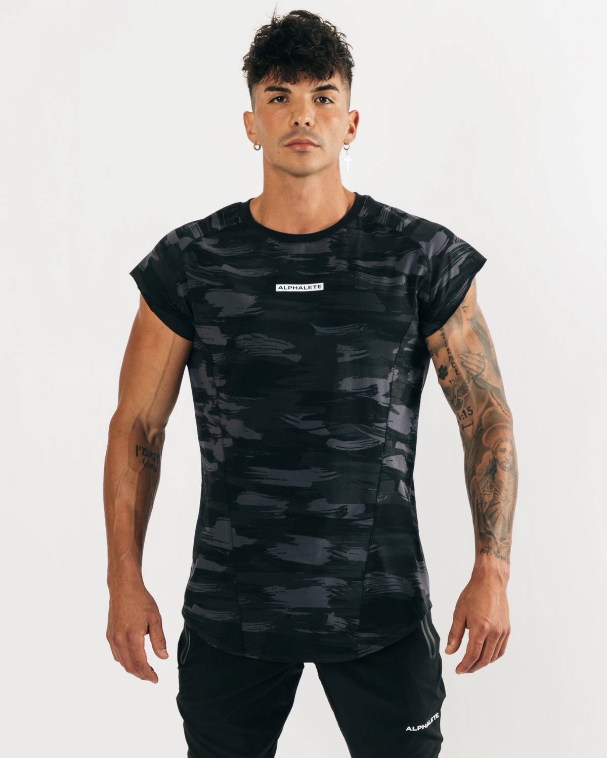 Alphalete High Performance Bez Rękawów Tee Czarne Camo | 97584-PLOK