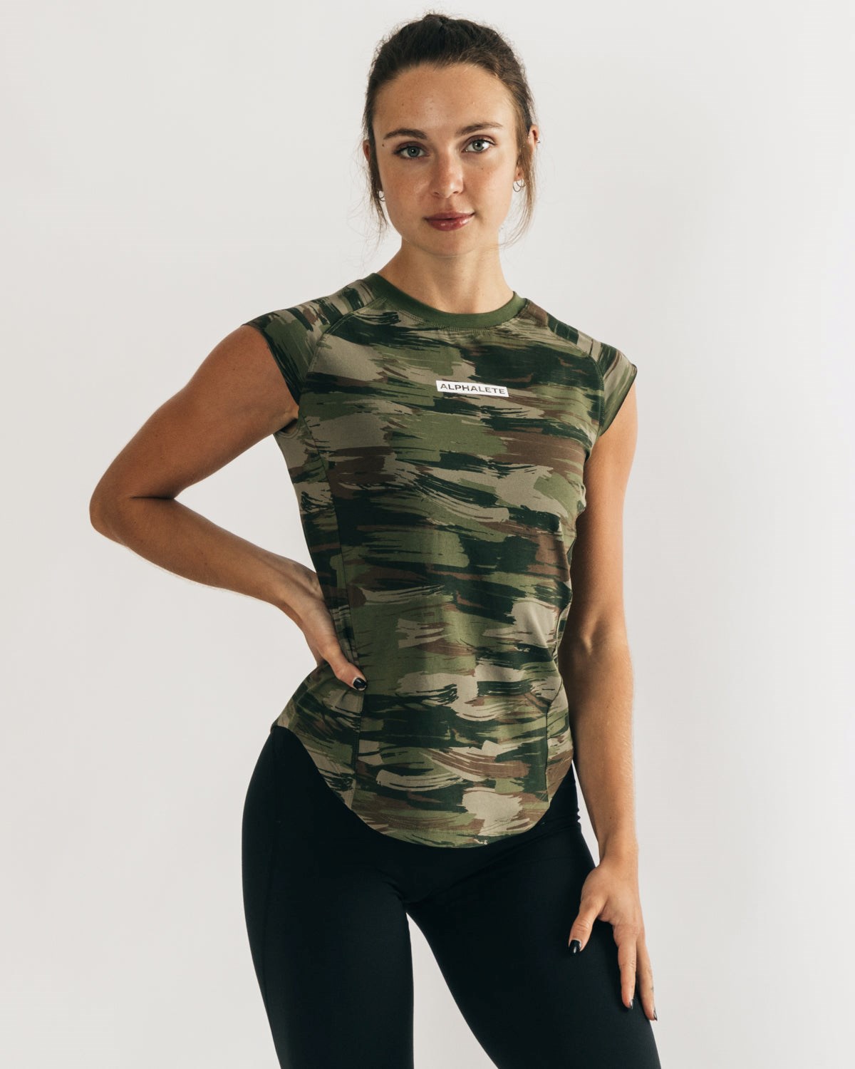 Alphalete High Performance Krótkie Sleeve Tee Oliwkowe Camo | 90685-MPLF