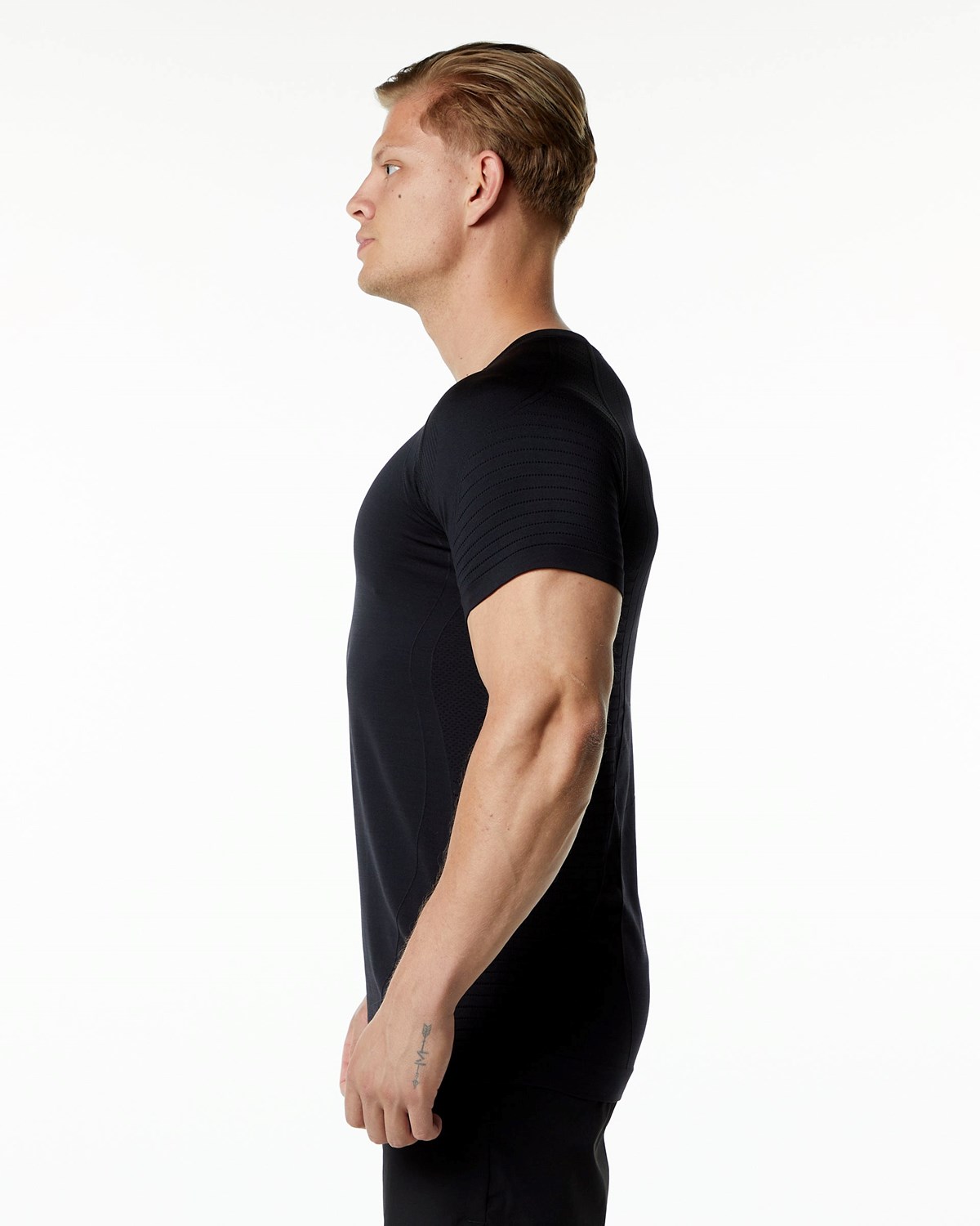 Alphalete High Performance Seamless Krótkie Sleeve Tee Czarne | 79251-QSDB