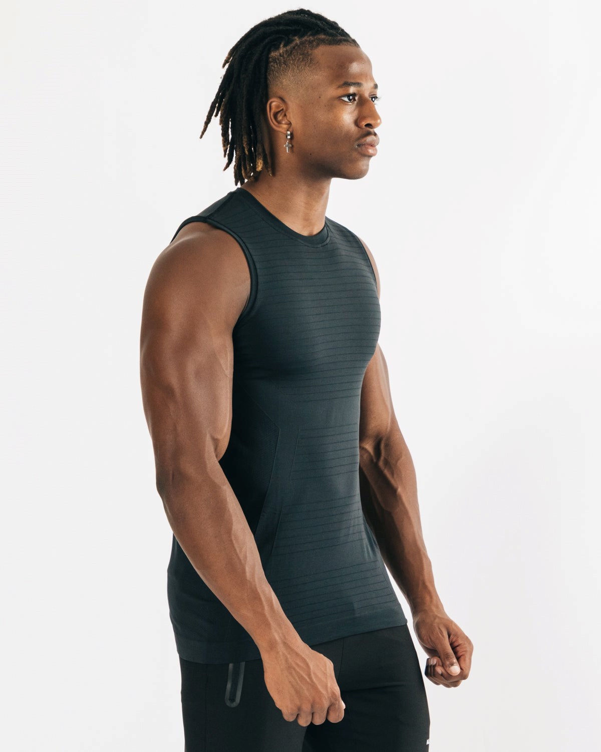 Alphalete High Performance Seamless Tank Czarne | 04395-IFAL