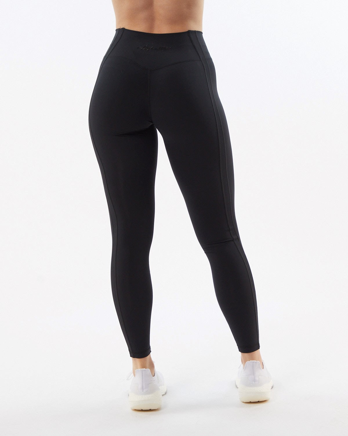 Alphalete High-Waisted Medium Compression 27.5