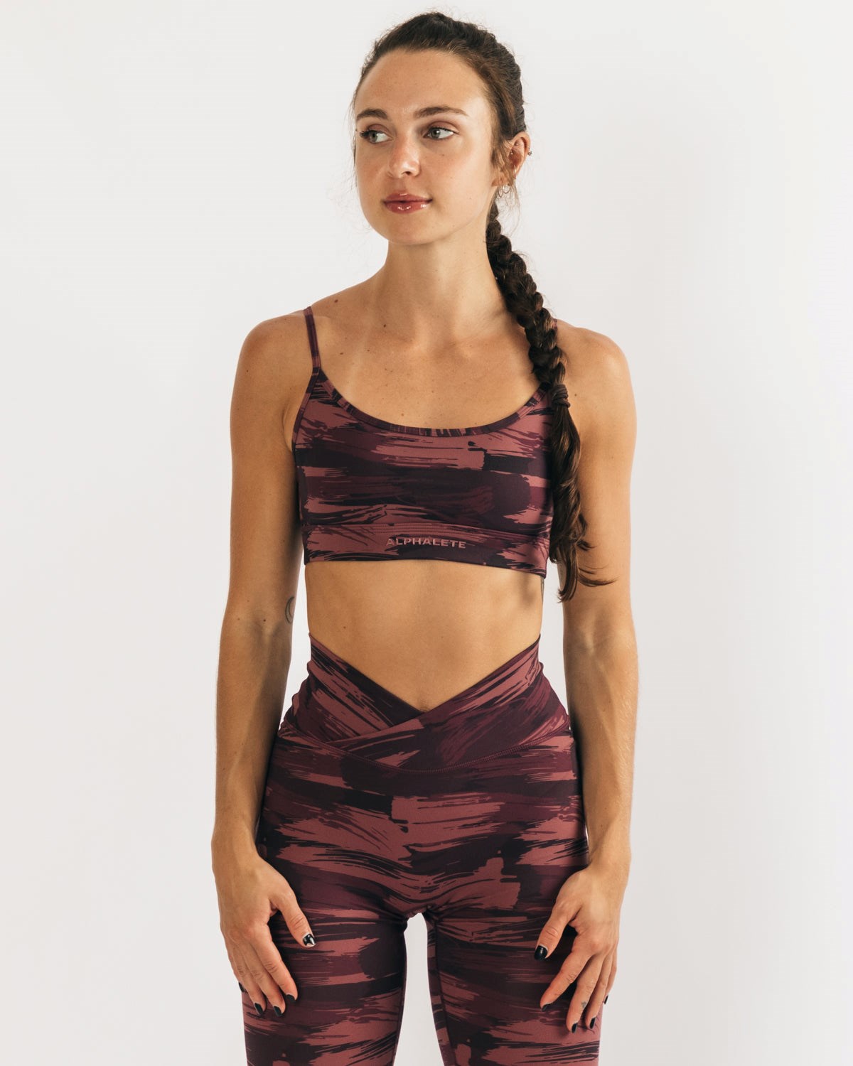 Alphalete Medium Impact Bra Bordowe Camo | 62531-SWQY