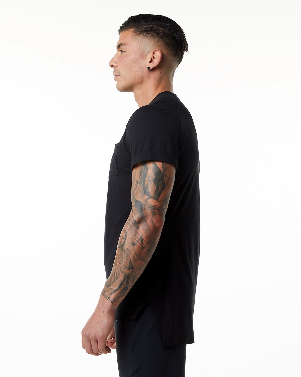 Alphalete Premium Krótkie Sleeve Pocket Tee Czarne | 25763-LXJT