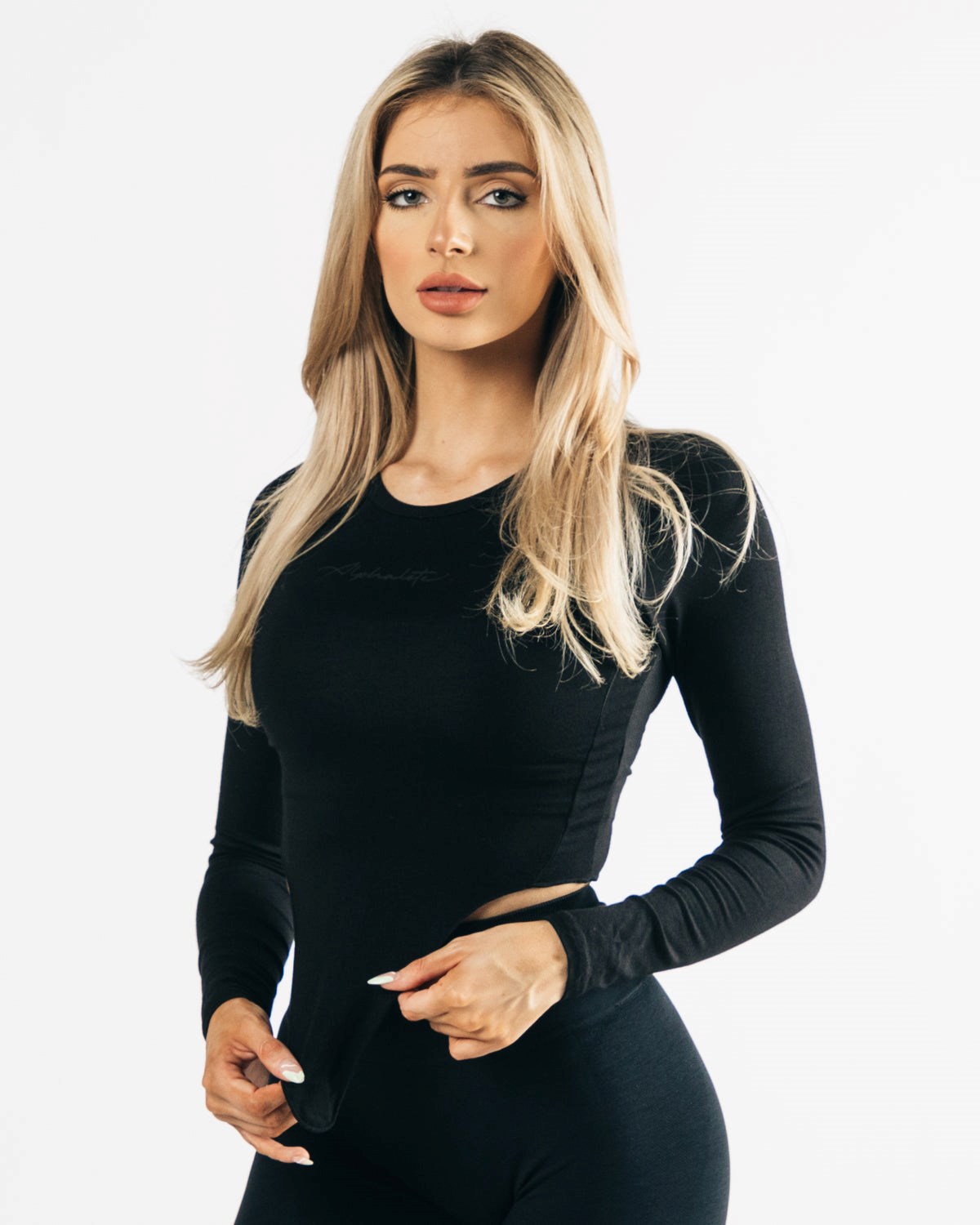 Alphalete Ultra-Stretch Long Sleeve Tie Top Blackout | 19460-GEVK