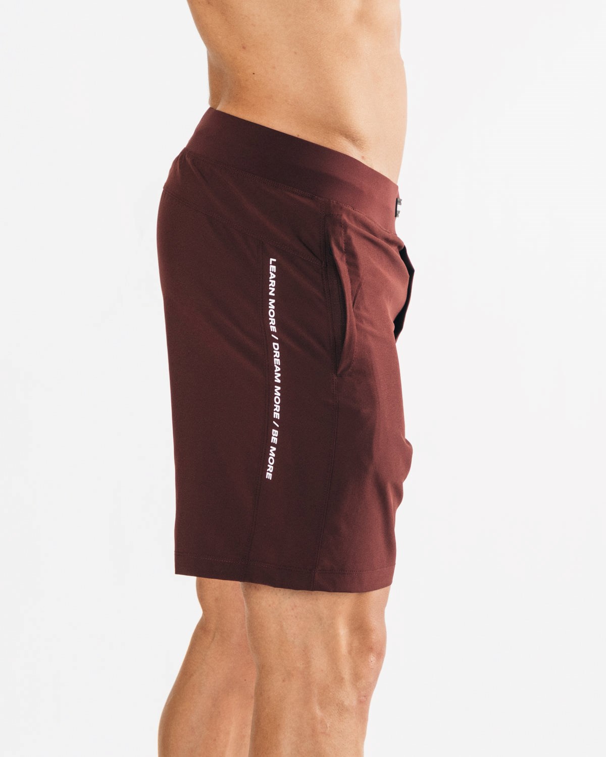 Alphalete Woven 4-Way Stretch 7