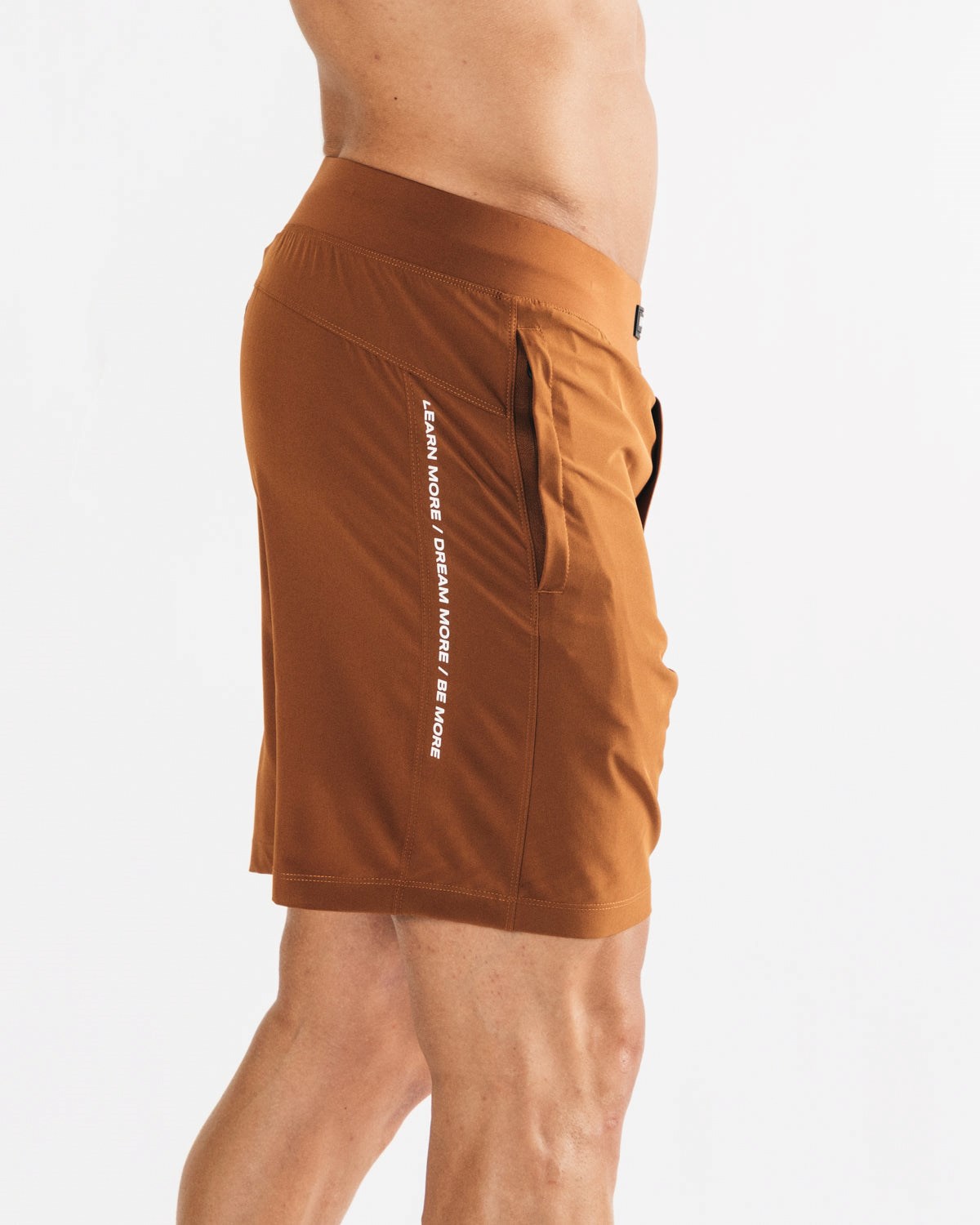 Alphalete Woven 4-Way Stretch 7